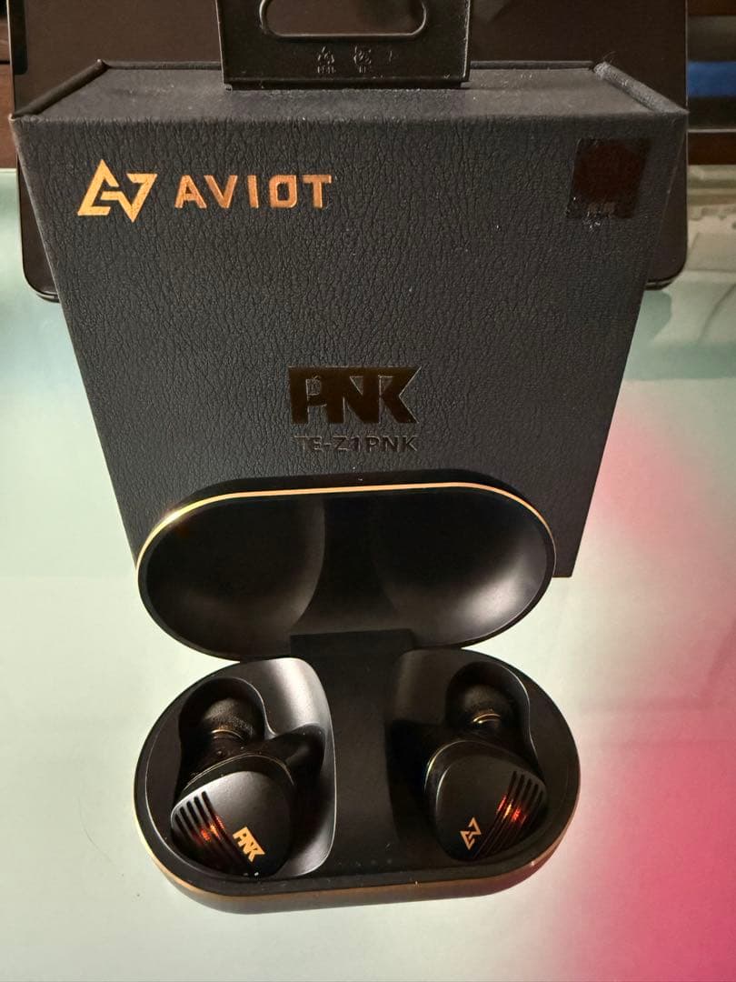 【ほぼ未使用品】VIOT TE-W1-PNK ピヤホン6 ワイヤレスイヤホン