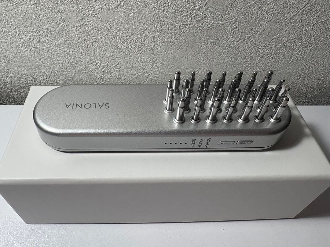 【美品】SALONIA サロニア EMSリフトブラシ