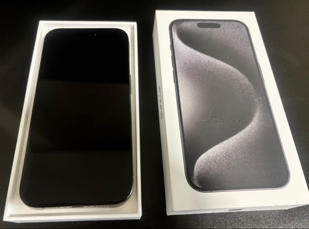 ※値下げ※Apple iPhone 15 Pro 128GBブラックチタニウム
