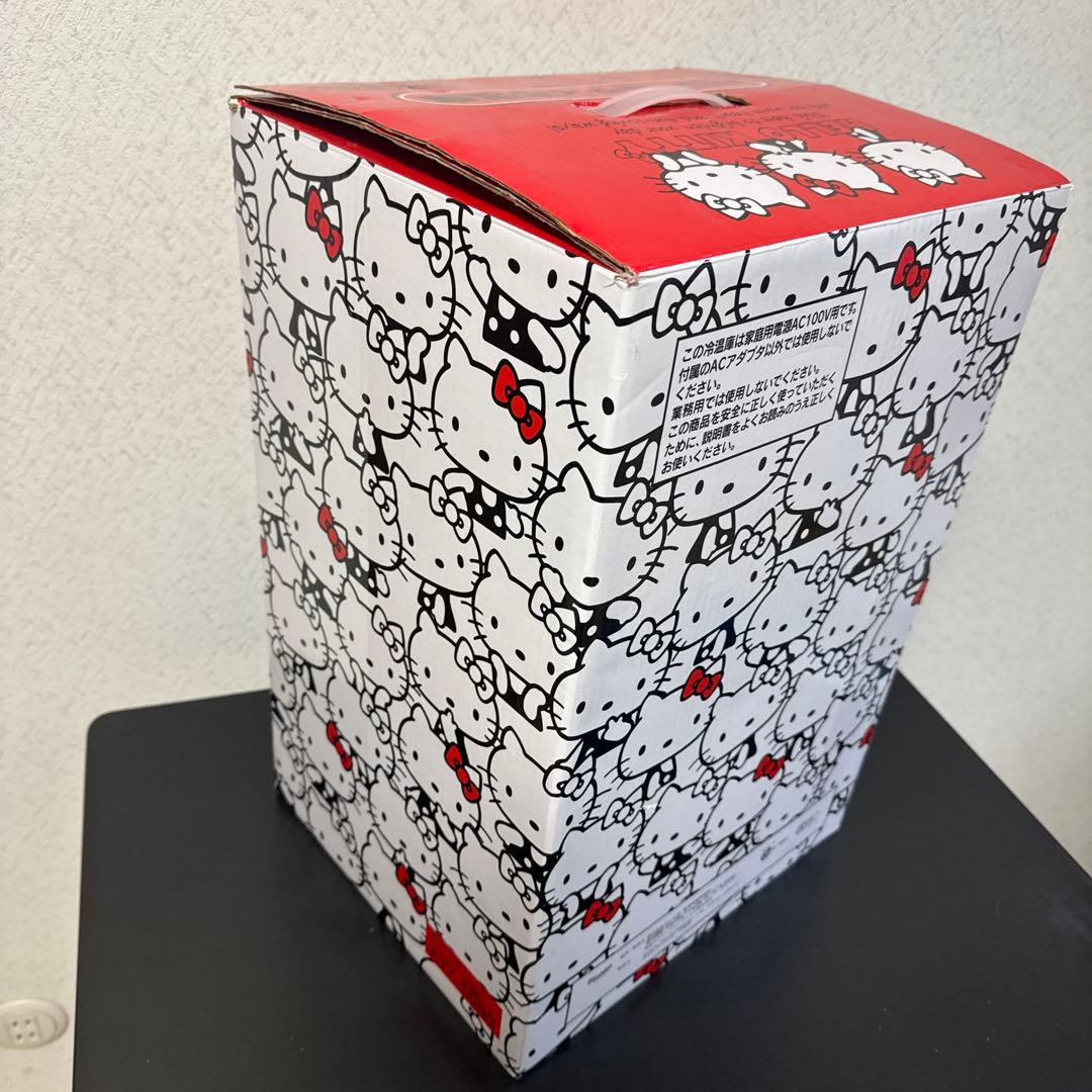 再値下げ！ハローキティ冷温庫　未使用品