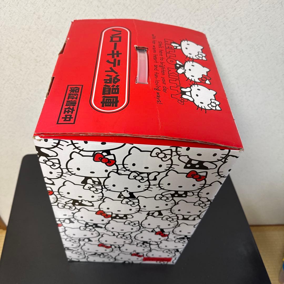 再値下げ！ハローキティ冷温庫　未使用品