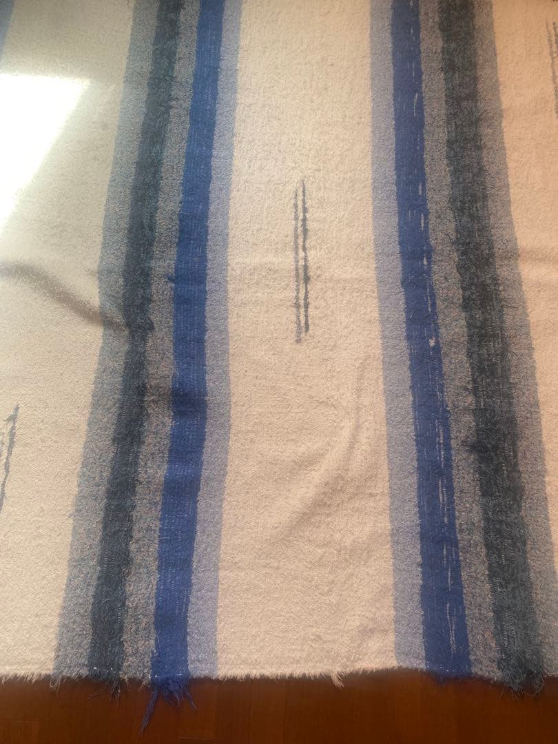 wtw ハラパ ラグ　カーペット　ブルーホワイト　青白