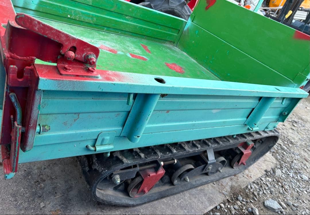 筑水キャニコムクローラー運搬車 BC40 4.2馬力 手動ダンプ積載400kg