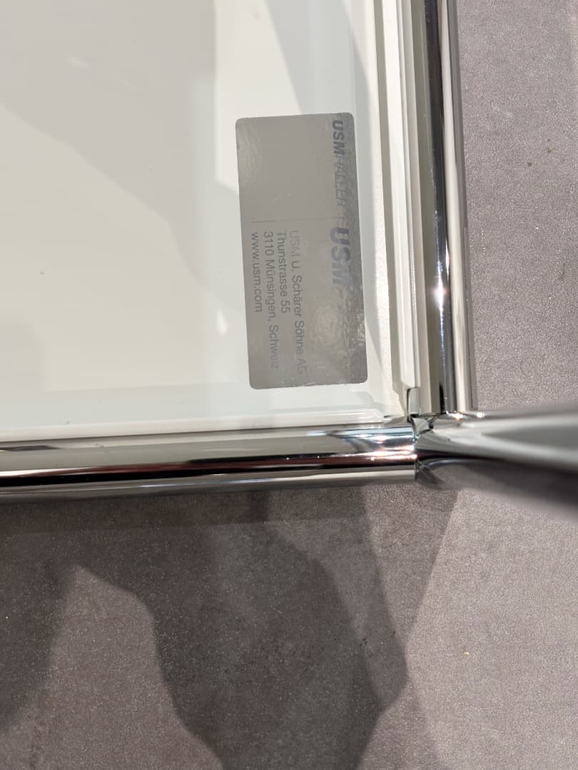 USM ハラー 【正規品】ホワイト 超美品 1列２段ドロップドア付き