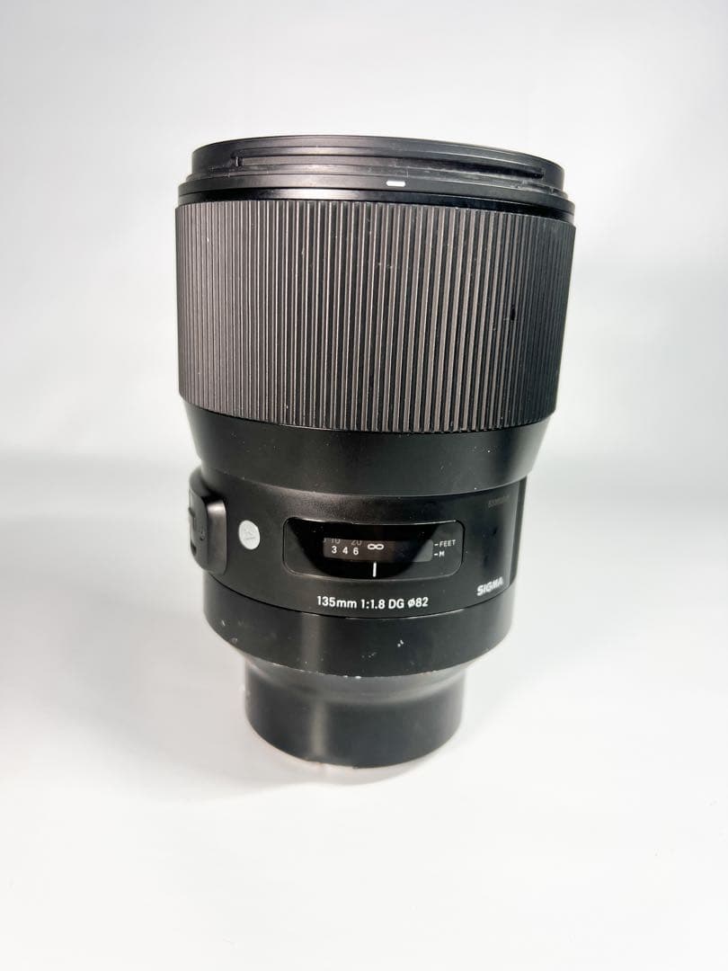 SIGMA 135mm F1.8 DG HSM SONY　Eマウント用　レンズ