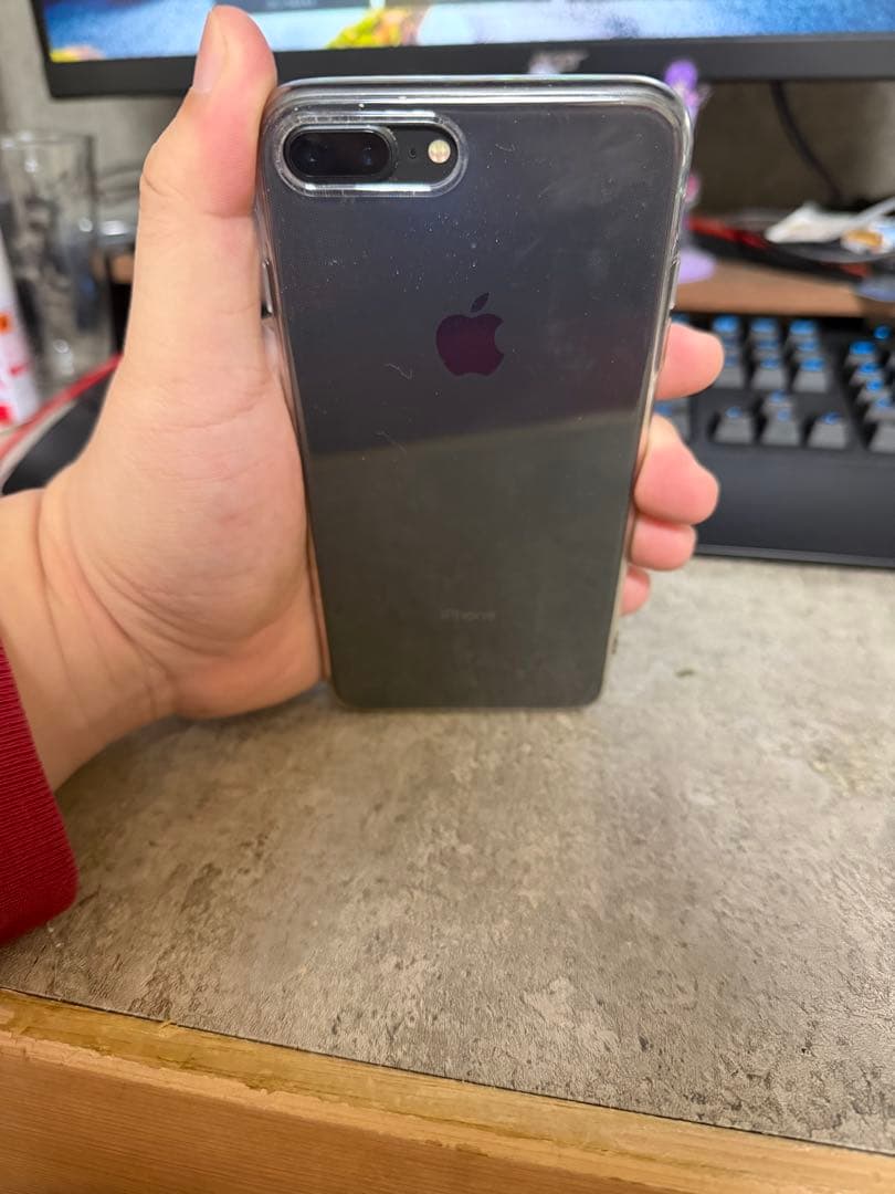 スマートフォン本体 Apple iPhone 8 plus