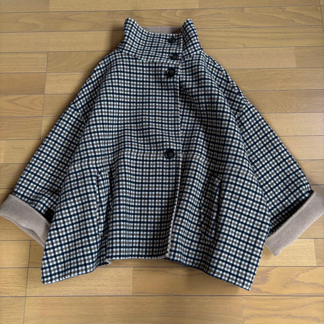 SHIPS any リバー スタンドカラー ポンチョ ショート コート　ベージュ