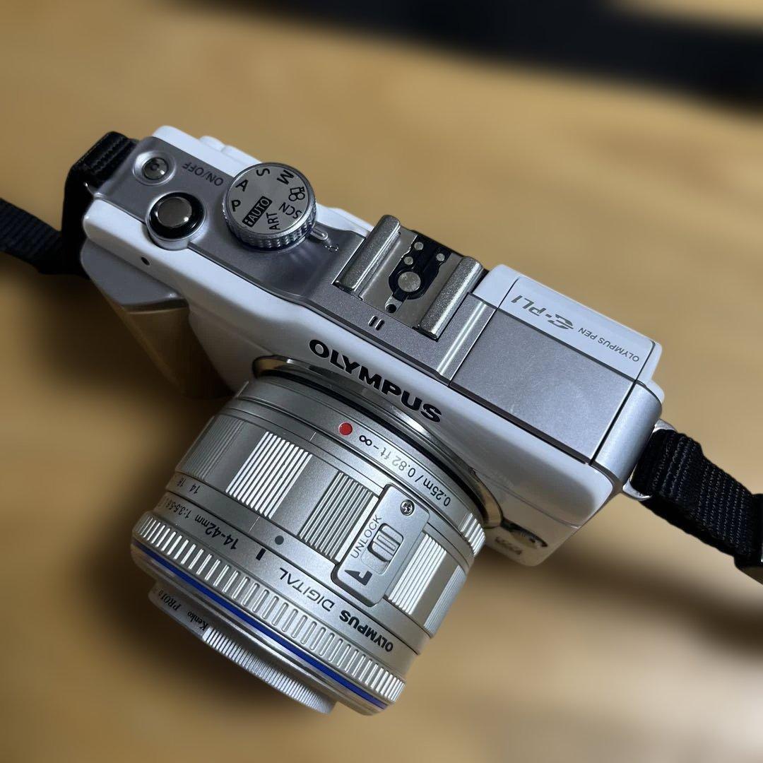 ヨ*ー様 OLYMPUS デジタル一眼レフカメラ M.ZUIKO 14-42mm