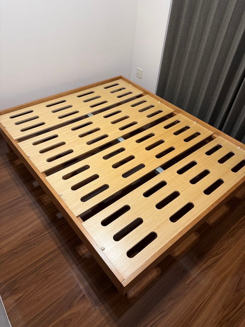 コアラマットレス　ベッドフレーム　クイーン