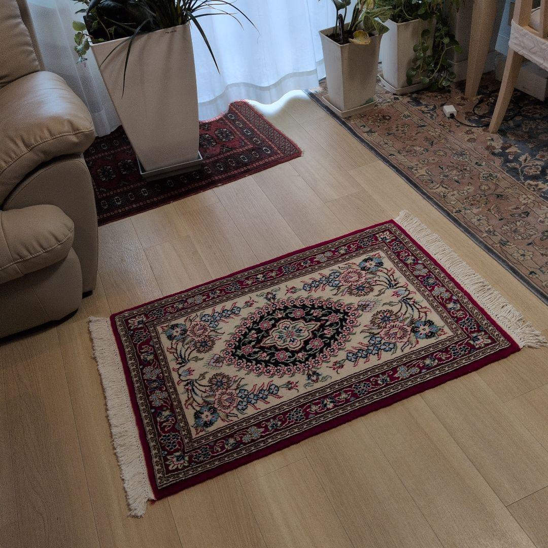 60x90cmペルシャ手織り・クム・マット(200)玄関・ラグ・絨毯・じゅうたん