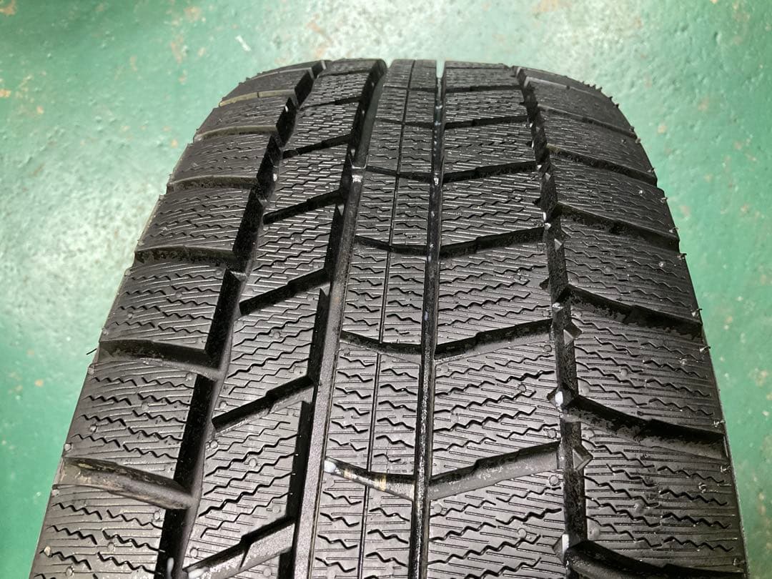 【送料無料】50・30系プリウス専用　195/65R15 中古スタッドレス4本