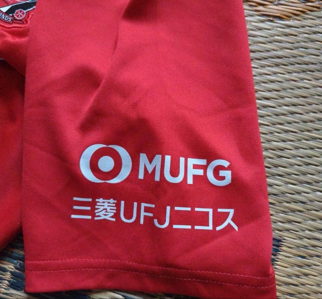 【平日限定SALE】2021浦和レッズ選手支給品トレーニングシャツ＋パンツセット