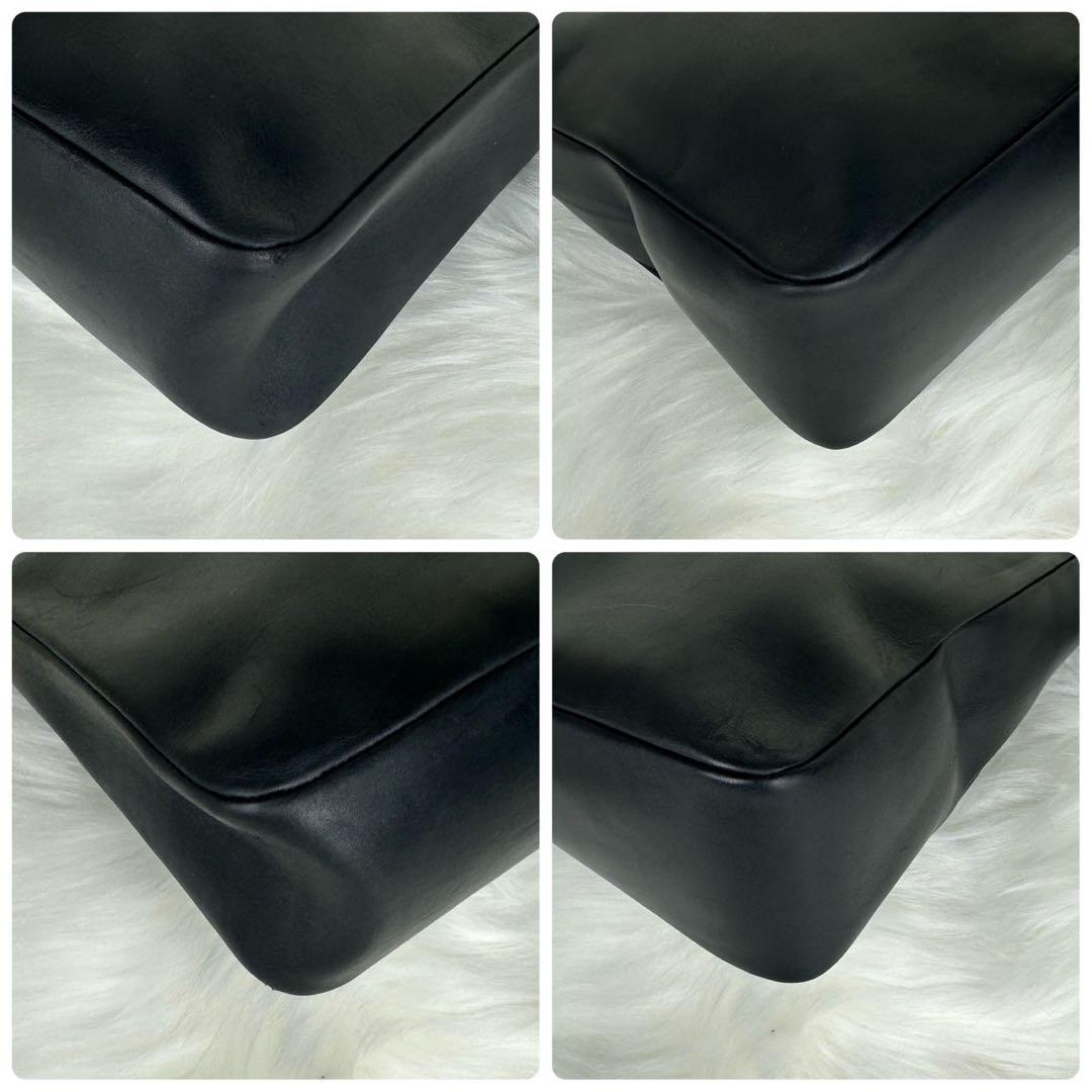 人気モデル✨ フェラガモ ショルダーバッグ ガンチーニ ロック金具 レザー