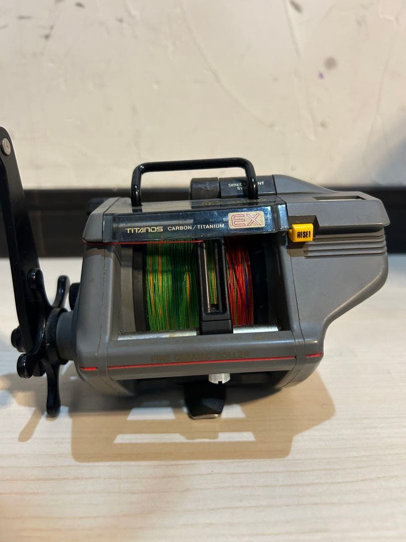 【美品】シマノ TITANOS 船 4000 EX