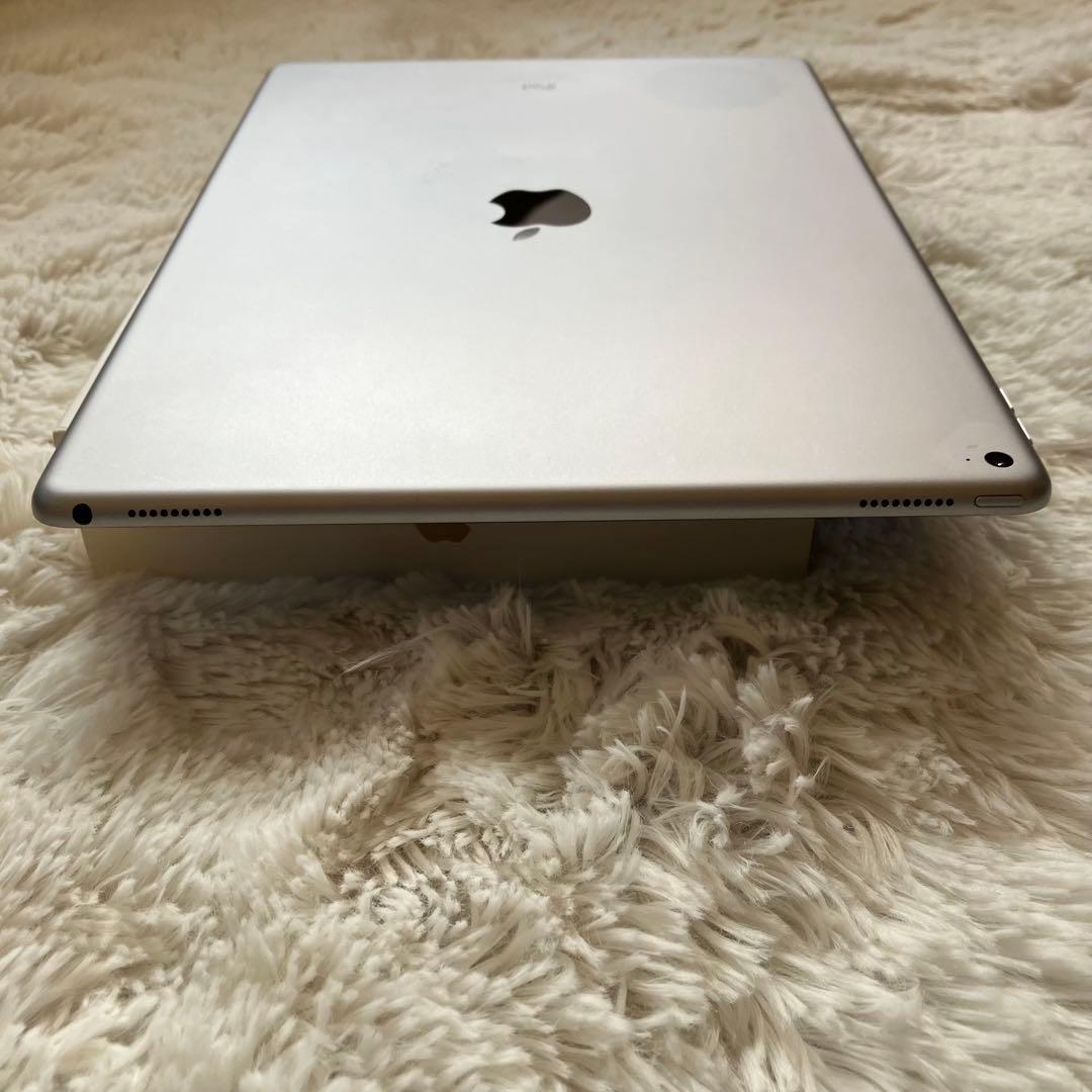 【完動品】iPad Pro 12.9 32GB 【すぐ発送】