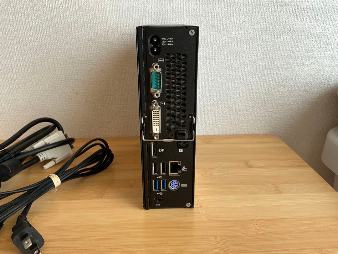 ミニPC Fujitsu ESPRIMO Q556/M Core i5 SSD 10Pro