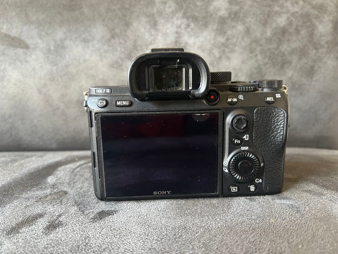 SONY α7 III ミラーレス一眼 本体+説明書+バッテリー+箱+ストラップ