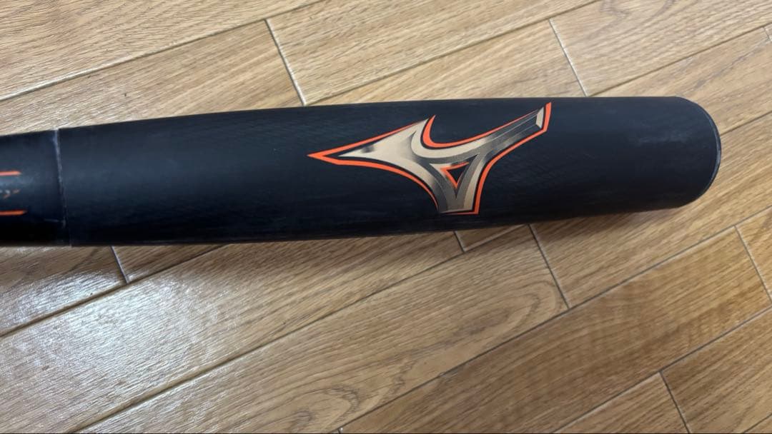 ビヨンドマックスレガシーミドル2023年モデル【専用バットケース付き】