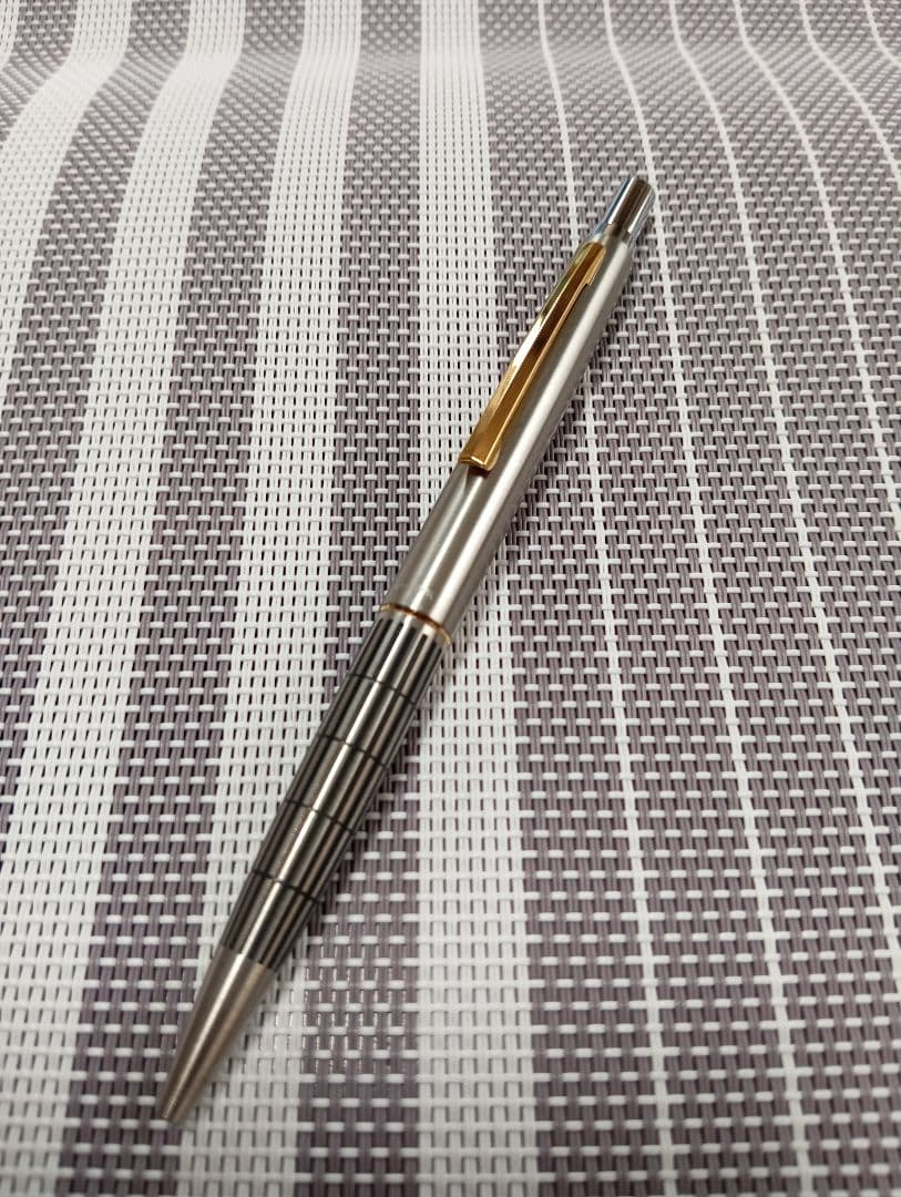 【超希少】三菱鉛筆 JAGUAR II ダブルノック式シャープ 蝕刻 0.5mm