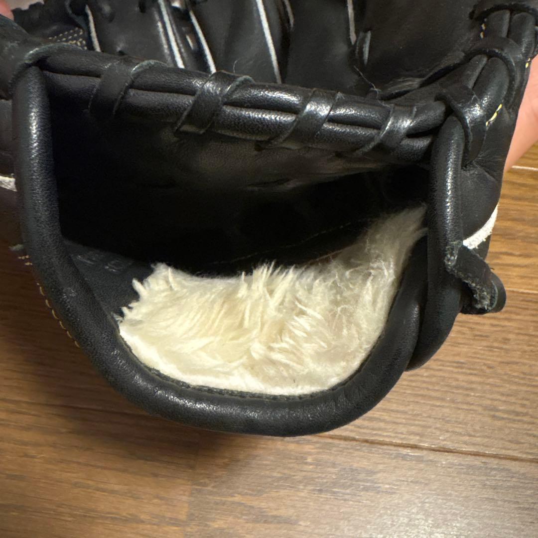 ミズノ 軟式グローブ 黒 投手