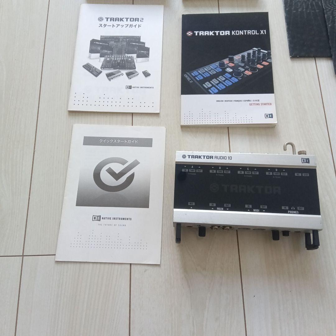 Traktor Scratch　Pro　２　Audio１０トラクタースクラッチ