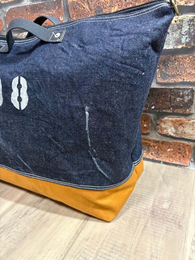 USEDデニムリメイク 大きいボストンバッグ　ショルダーバッグ2way