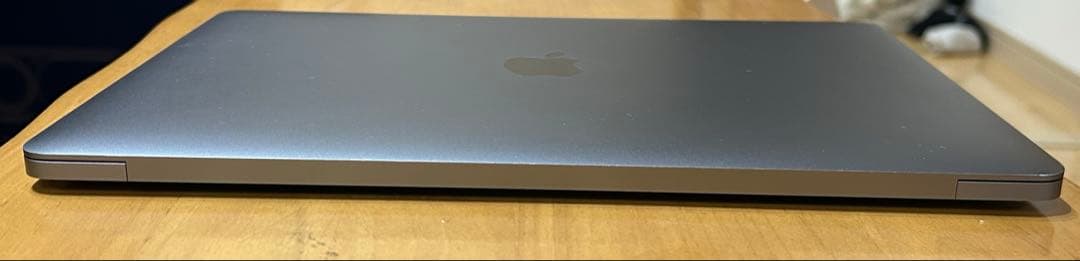 MacBook Pro 13インチ 2019 16GB/256GB