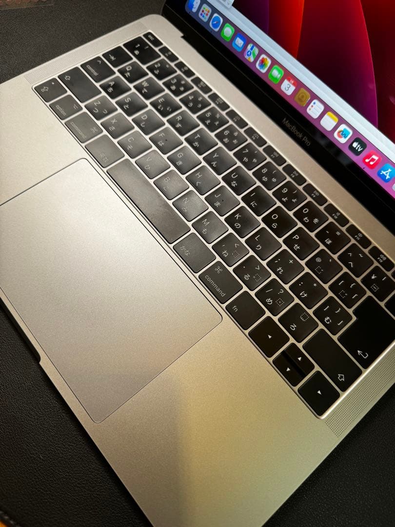 Macbook Pro 13 inch 2017 8G 256G バッテリー正常