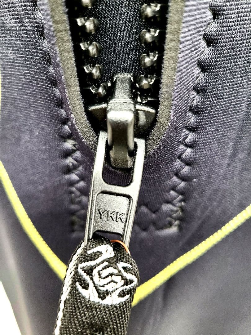 未使用 ウェットスーツ フルスーツ3mm 3ミリ スキューバダイビングサーフィン