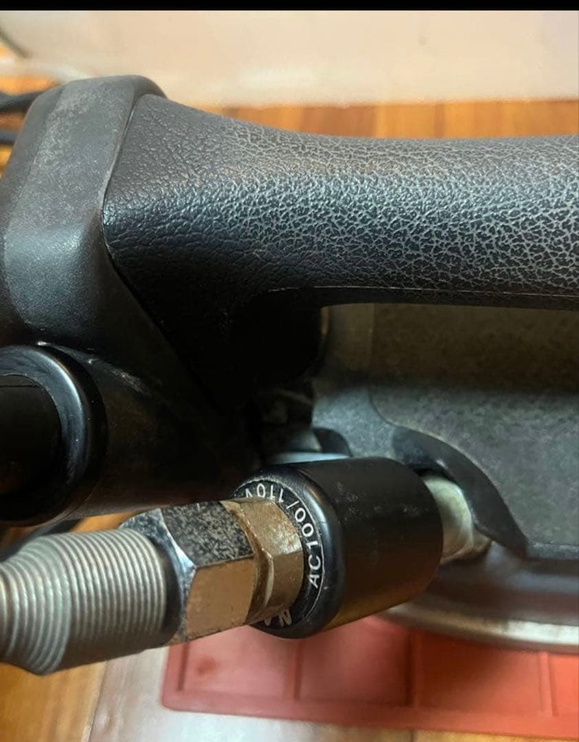 ナオモトアイロン　HYS-520