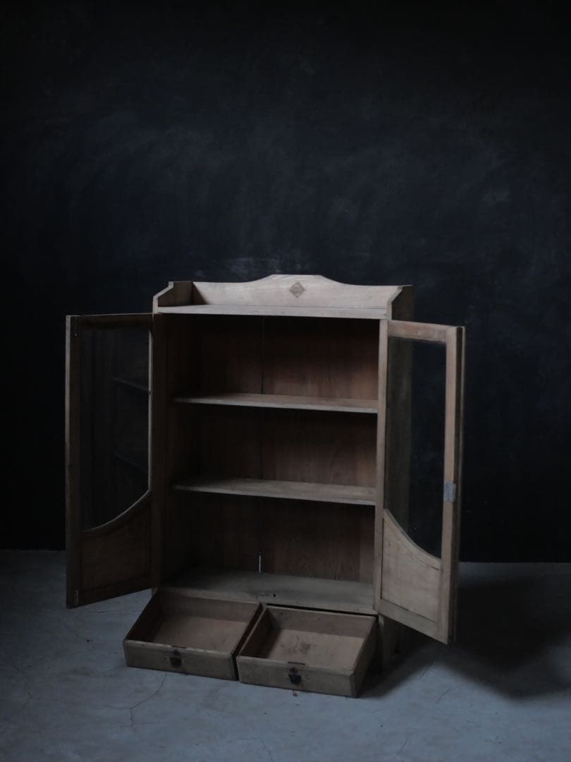 本箱　食器棚　棚　収納棚　食器　器　古家具　古道具　アンティーク　昭和レトロ