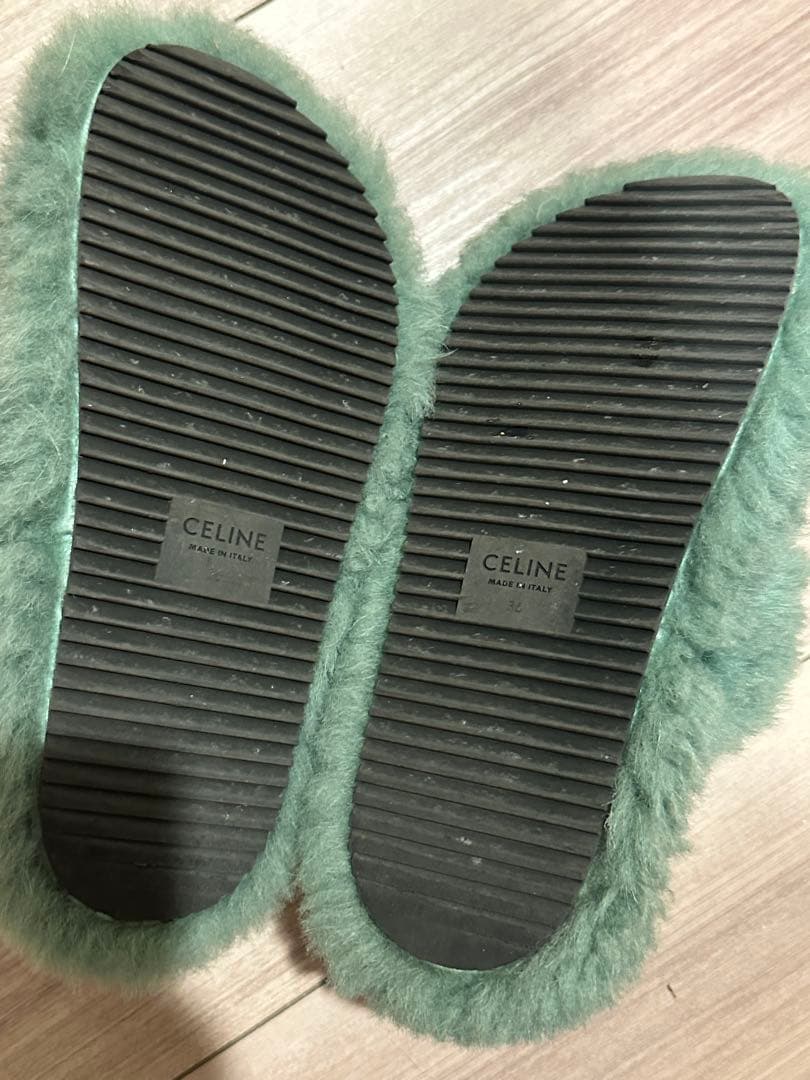 CELINE トリオンフ スライド ファー サンダル サイズ36