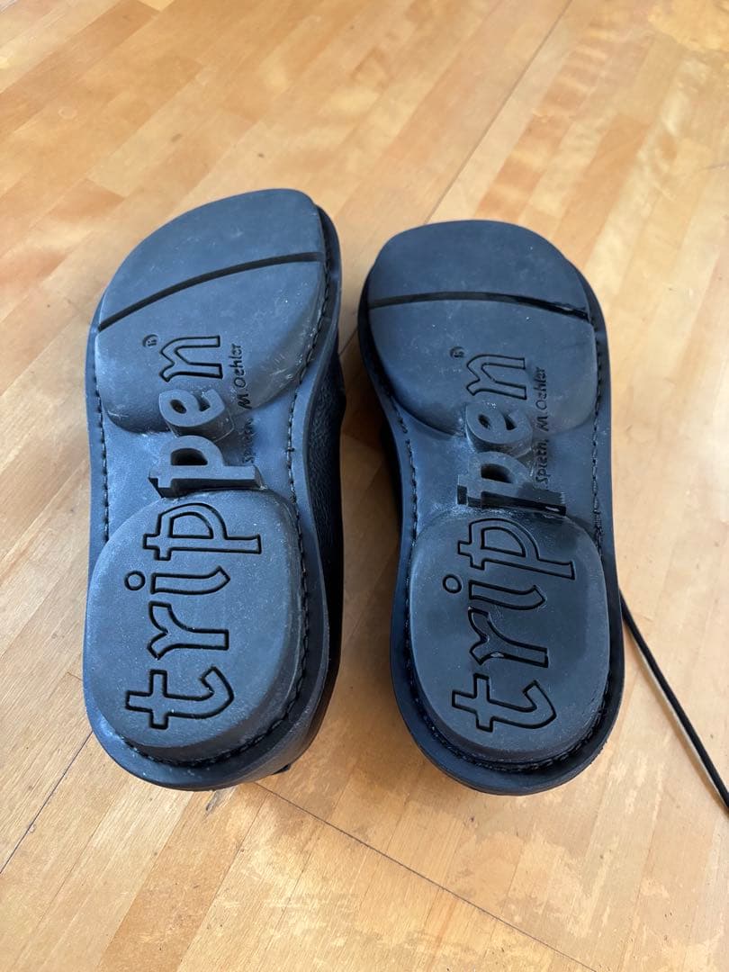 最終価格　trippen 黒 シューズ