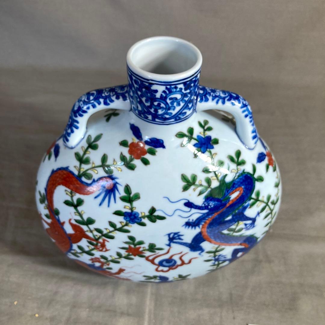 【源右衛門】古伊万里の伝統　日本の名窯　舘林源右衛門作　染錦万暦双龍絵　扁壺