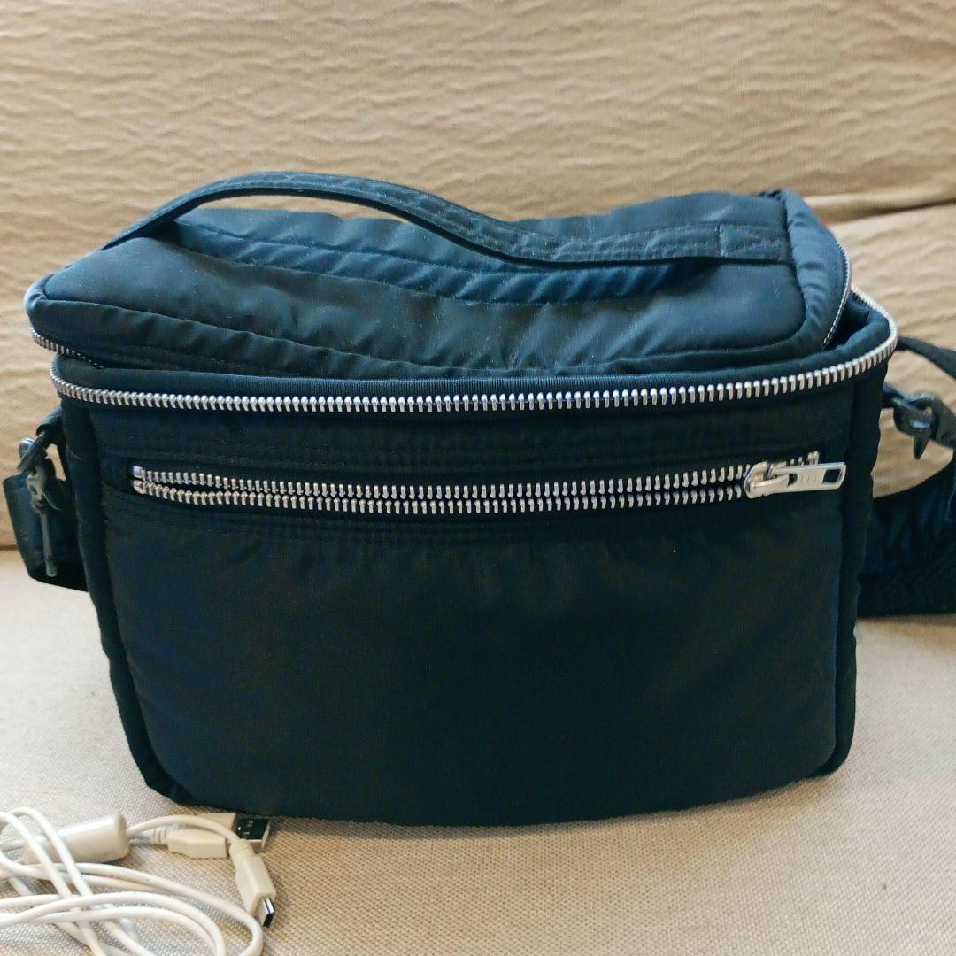 一眼レフCanon EOS70D ズームレンズ、単焦点レンズ、フード、ポーチ付き