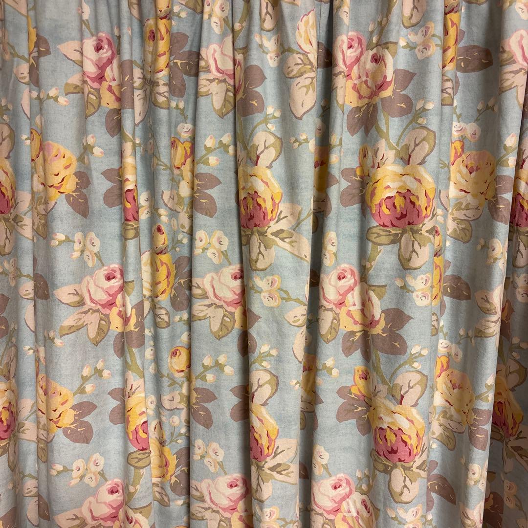 ローラアシュレイ　カーテン　オーダーメイド