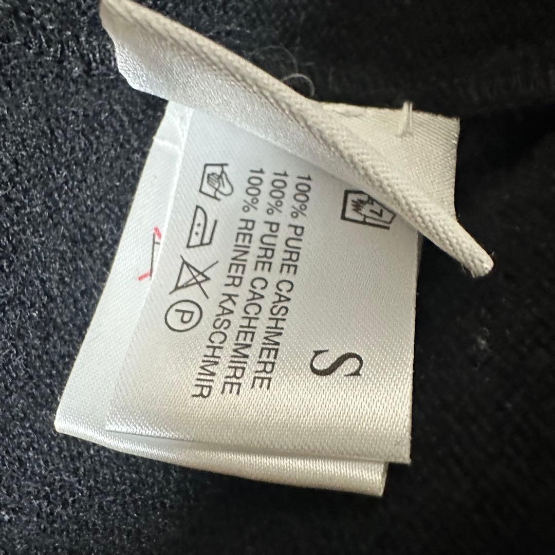 ペラフィネ　カシミア　スコットランド製　黒　美品