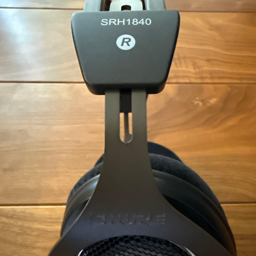 ヘッドフォン　SHURE SRH1840
