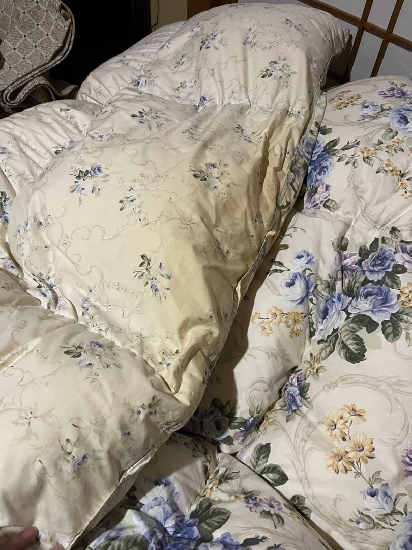 シミあり大阪西川 羽毛花柄 掛け布団 シングル　ダウン92%