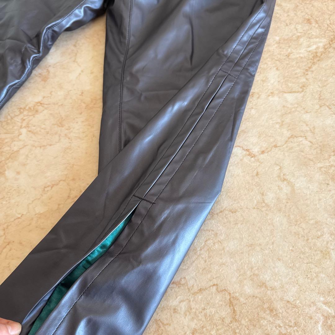 Heal Creek フェイクレザーパンツ88