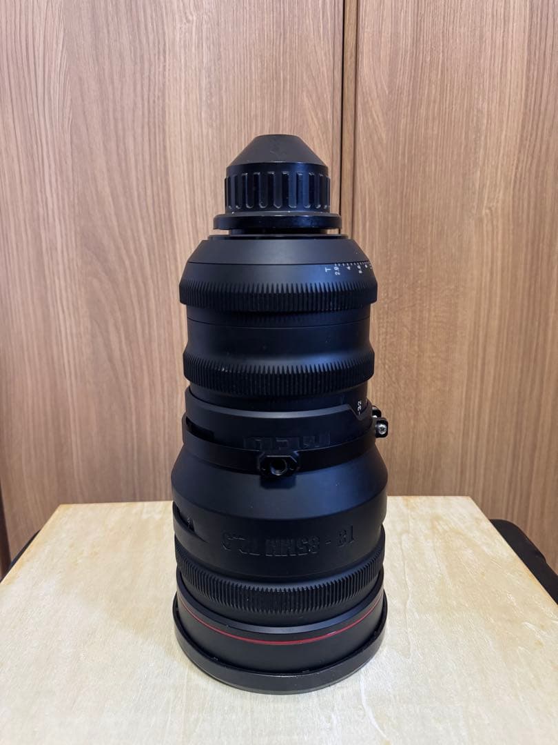 RED Pro 18-85mm T2.9 PL シネマズームレンズ