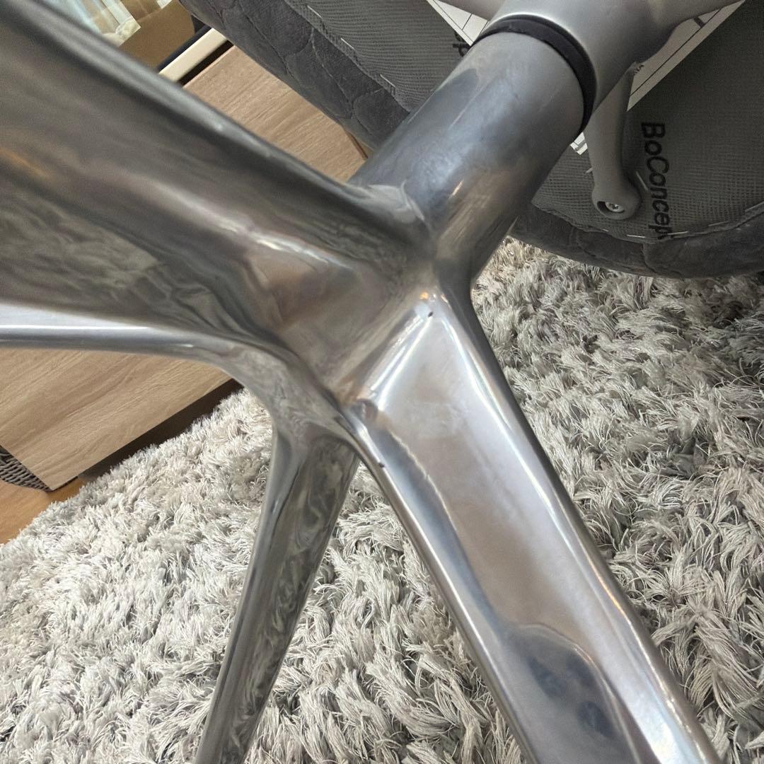 Boconcept Adelaideチェア　回転ベース付