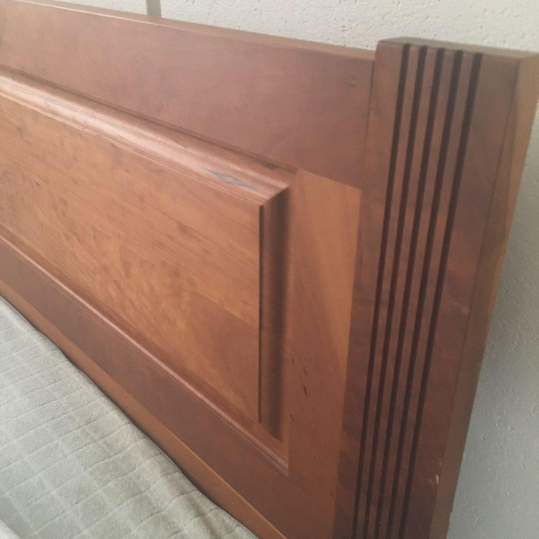 クリビーレ　別注ベッドクイーンサイズ　ブラックチェリー材