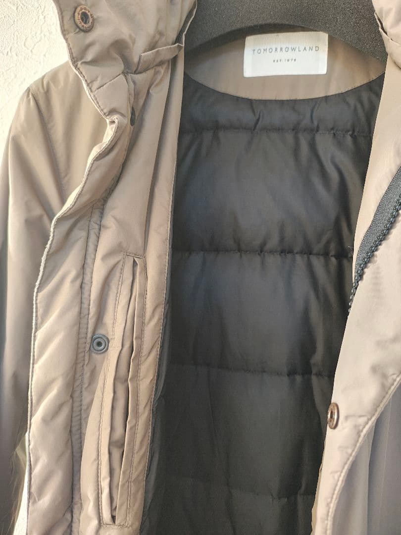 着回し多数！TOMORROWLANDダウンコート（Mサイズ）トゥモローランド