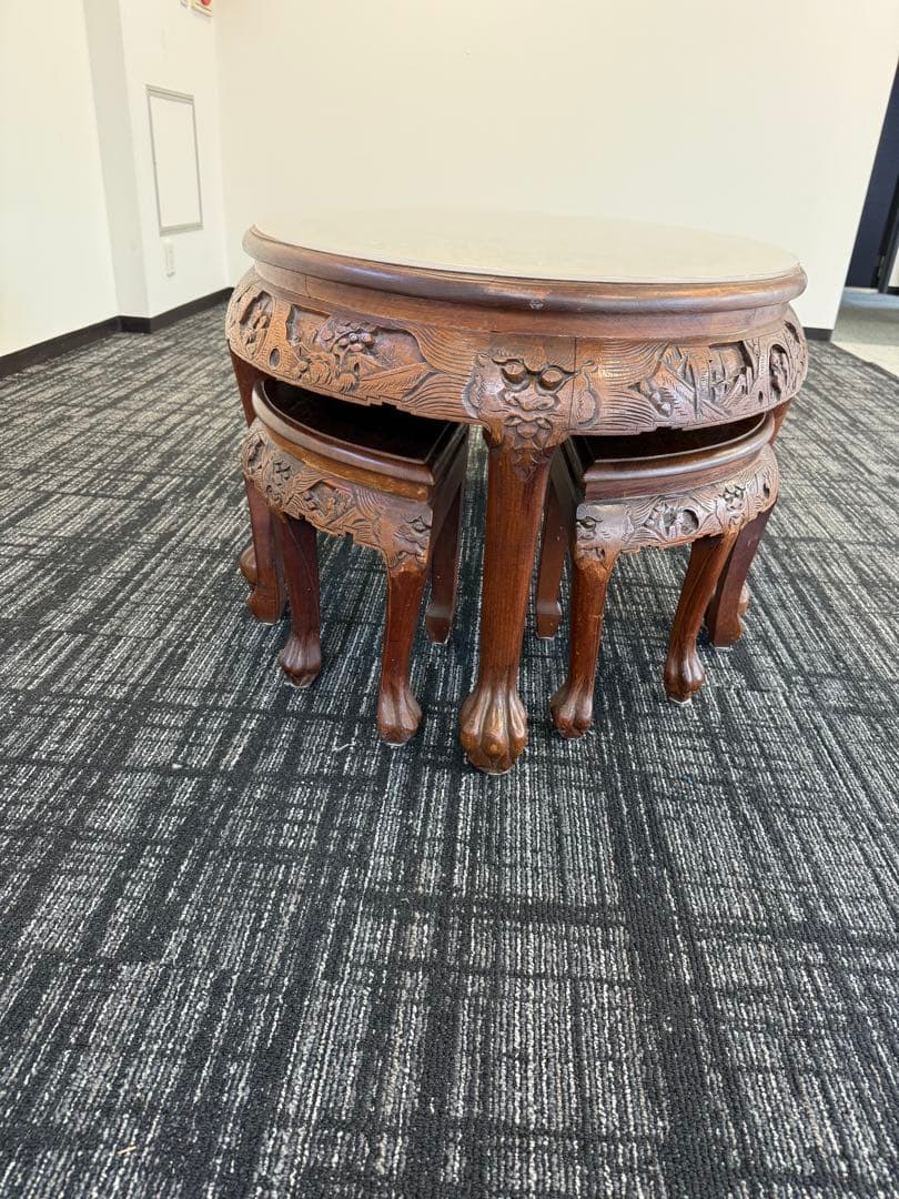 彫刻楕円形テーブルーデザイン椅子4客セット