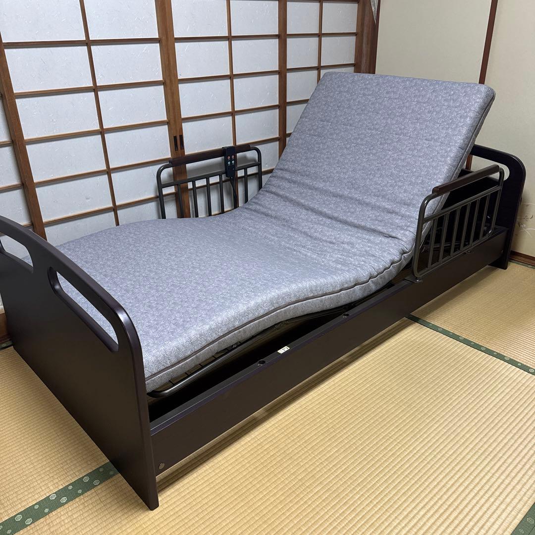 ニトリ　電動ベッド（ライズ）ダークブラウン＋マットレス　セット