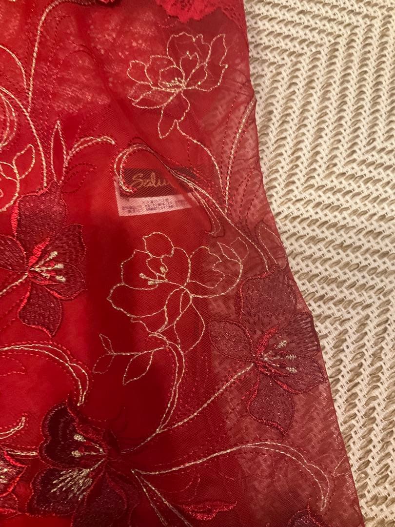 今期　限定色　赤　ワコール　サルート　キャミソール　Mサイズ