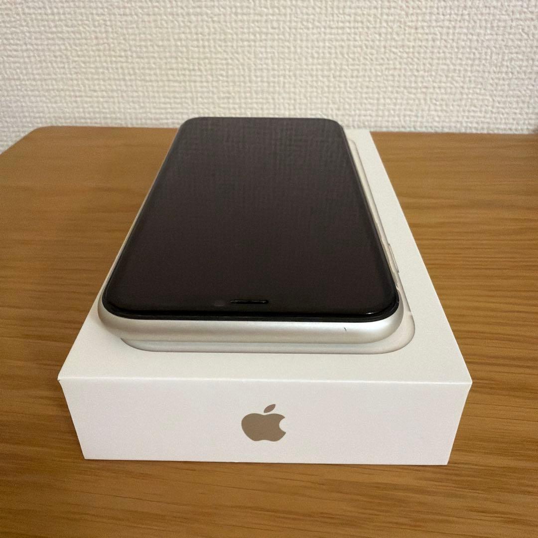 Apple iPhone 11 ホワイト 128GB