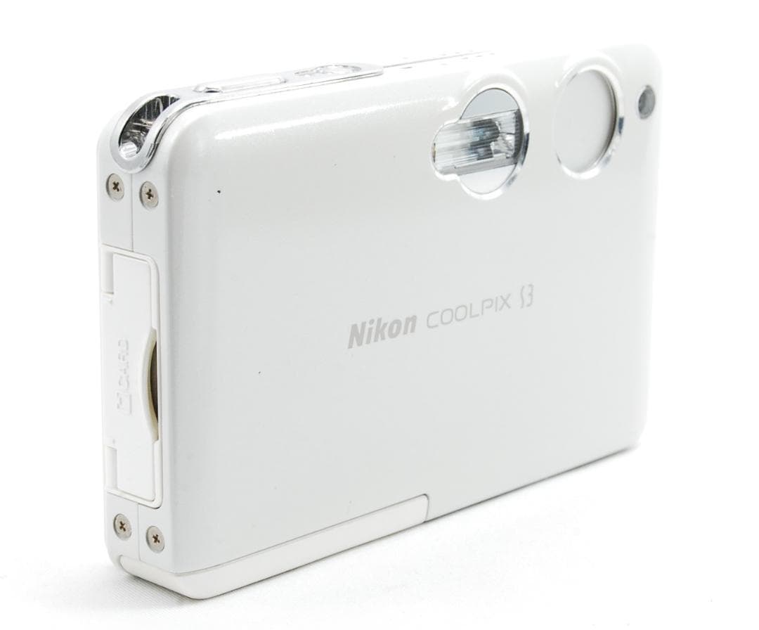 【美品/動作確認済】Nikon CoolPix S3ホワイト　バッテリー充電器付