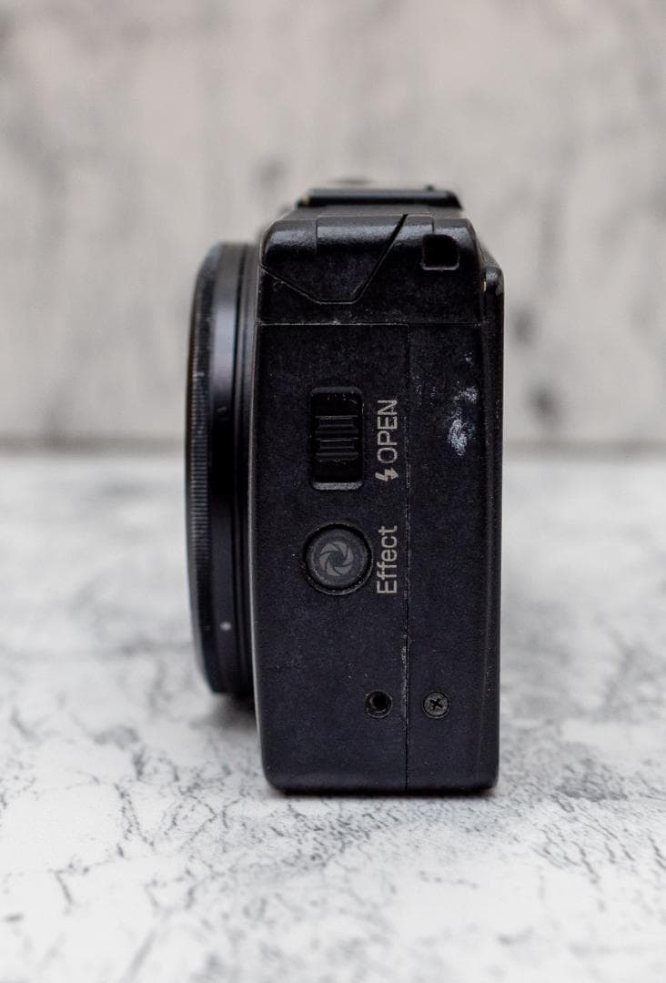 RICOH GR 2013 APS-C 初代 ショット数7877枚